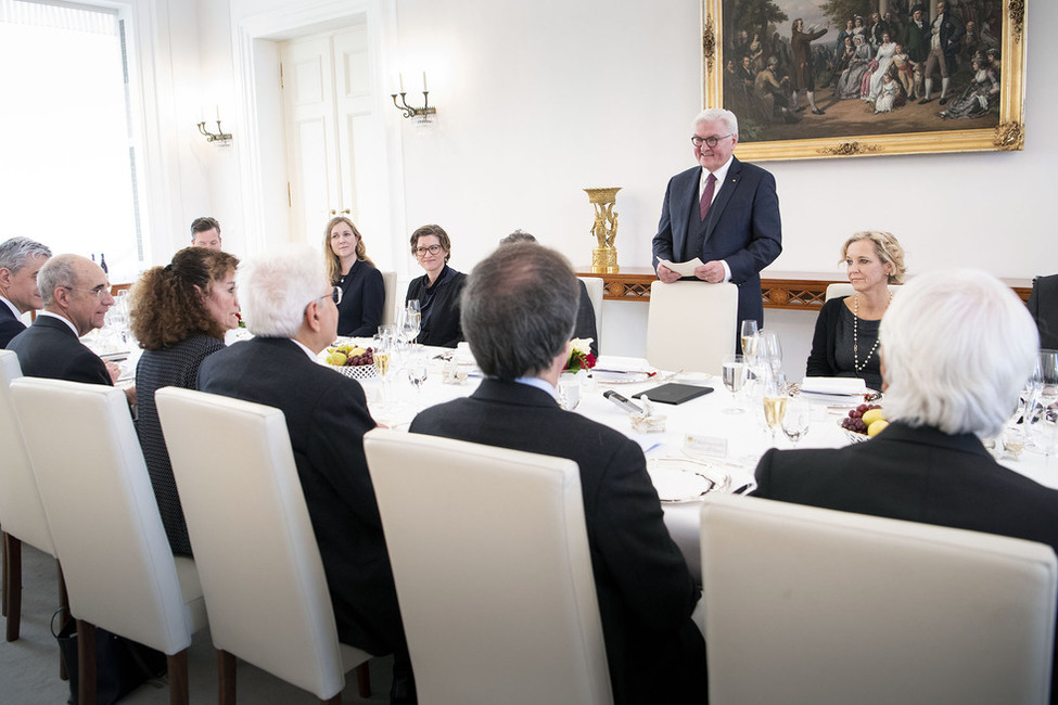 Bundespräsident Frank-Walter Steinmeier während der Rede beim Mittagessen anlässlich des Besuchs des Präsidenten der Italienischen Republik in Schloss Bellevue