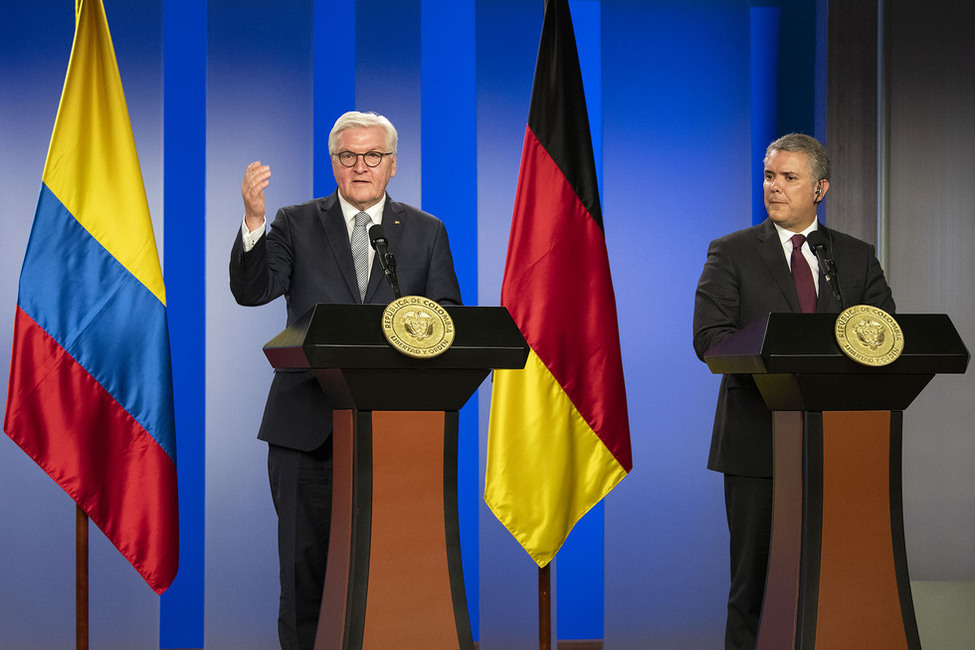 Bundespräsident Frank-Walter Steinmeier mit dem Präsidenten der Republik Kolumbien, Iván Duque Márquezl bei der gemeinsamen Begegnung mit der Presse in Bogotá