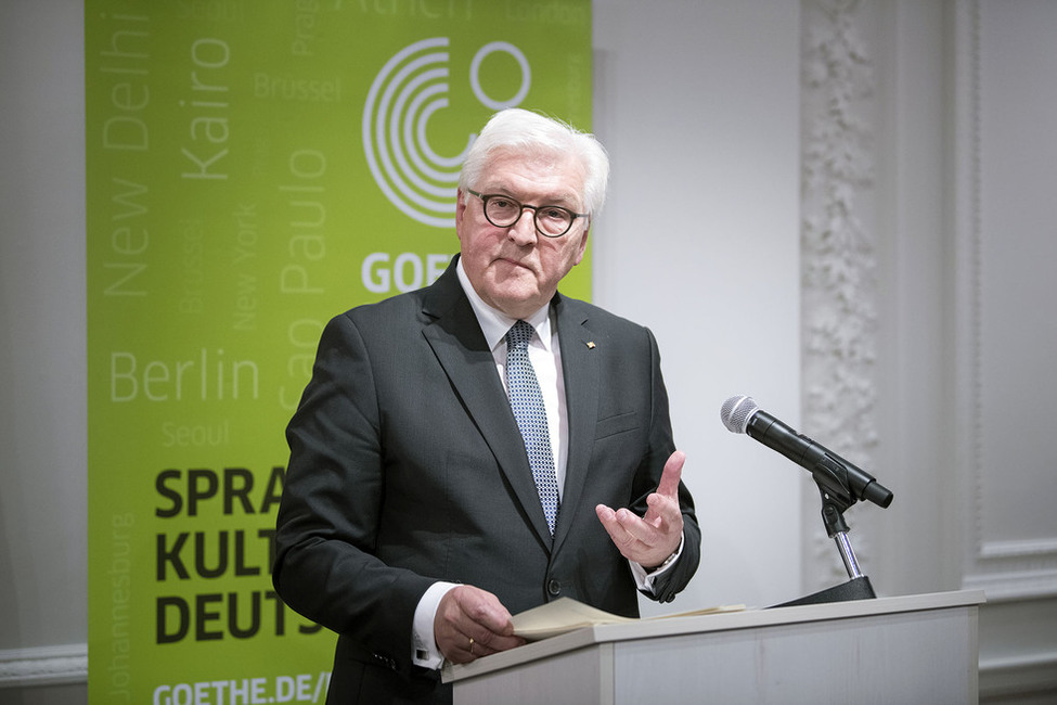 Bundespräsident Frank-Walter Steinmeier hält eine Rede bei der Wiedereröffnung des Goethe-Instituts in Boston während seiner Reise in die USA