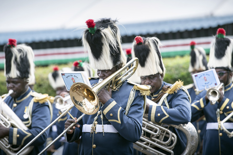 Begrüßung mit militärischen Ehren durch den Staatspräsidenten der Republik Kenia, Uhuru Kenyatta beim Staatsbesuch in der Republik Kenia.