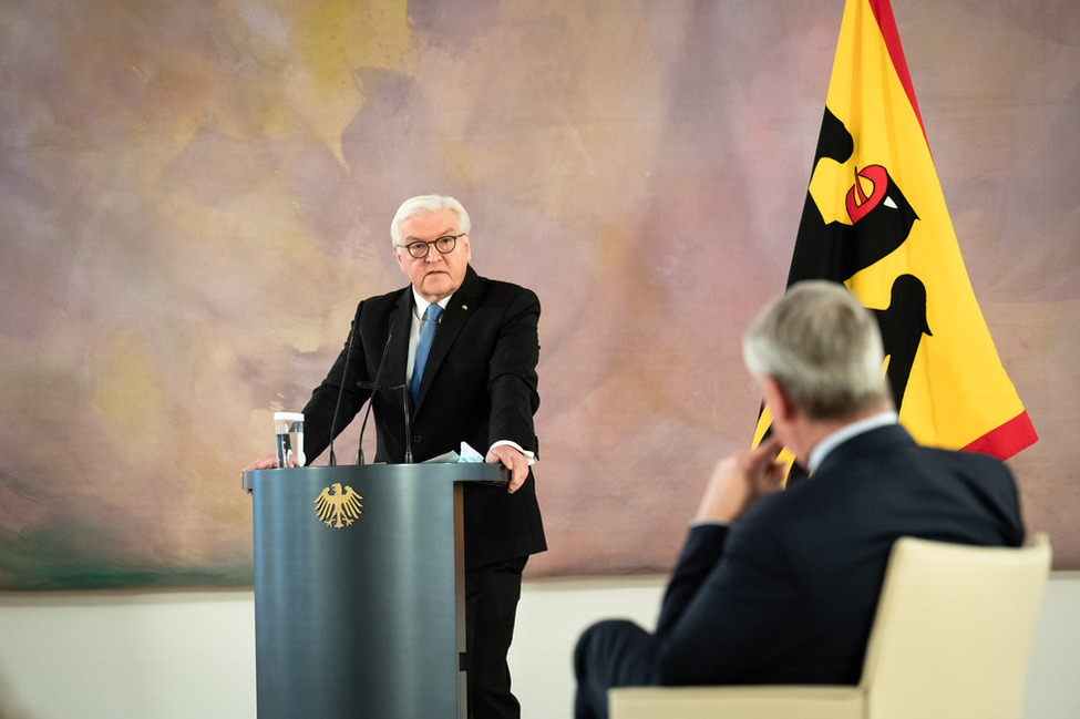 Bundespräsident Frank-Walter Steinmeier bei einer Ansprache zum 150. Jahrestag der Gründung des Deutschen Reiches im Großen Saal von Schloss Bellevue