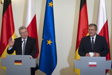 Bundespräsident Joachim Gauck und der polnische Präsident Bronisław Komorowski bei der gemeinsamen Begegnung mit der Presse im Präsidialpalast