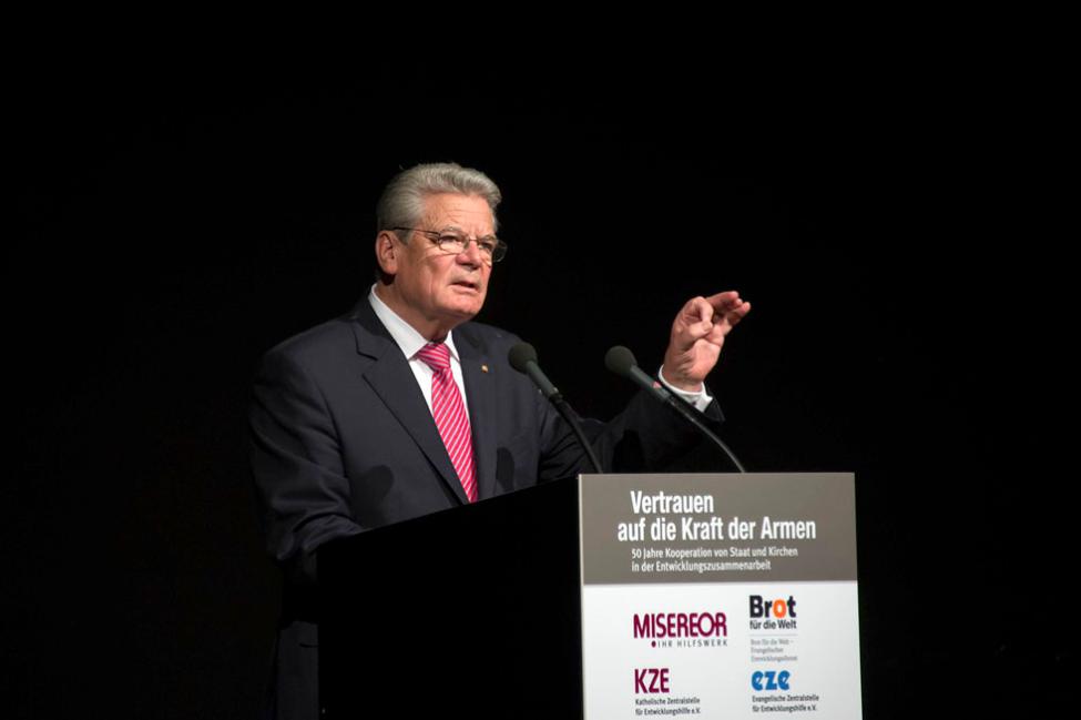 Bundespräsident Joachim Gauck bei seiner Rede beim Festakt in der Bundeskunsthalle