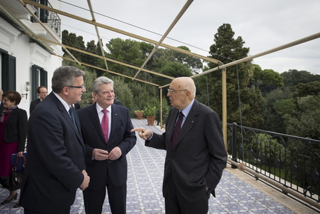 Bundespräsident Joachim Gauck mit dem italienischen Staatspräsidenten Giorgio Napolitano und dem polnischen Staatspräsidenten Bronislaw Komorowski