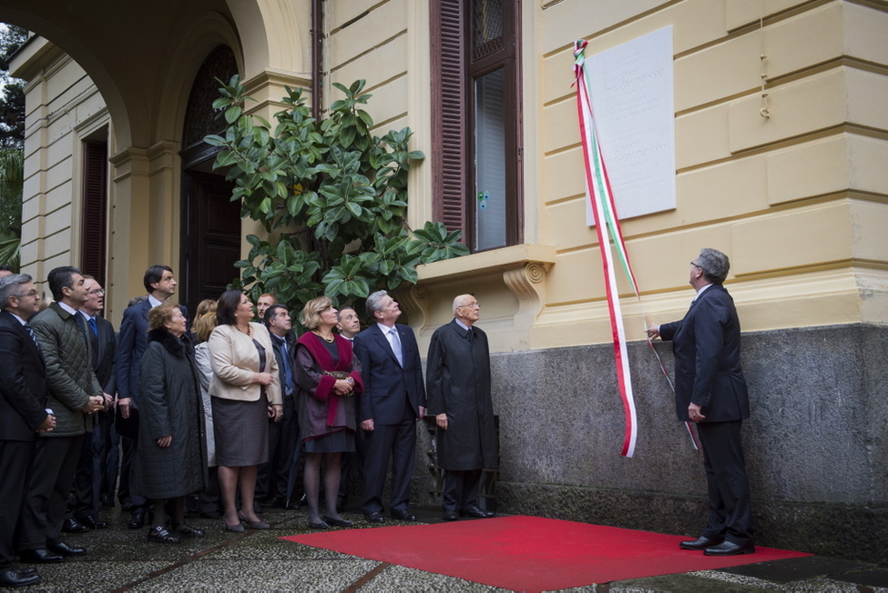 Gemeinsame Gedenkveranstaltung zu Ehren des polnischen Freiheitskämpfers Gustaw Herling in der Villa Ruffo 