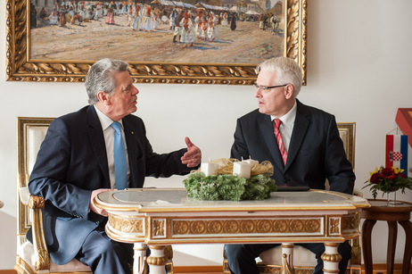 Bundespräsident Joachim Gauck im Gespräch mit dem Präsidenten der Republik Kroatien, Ivo Josipovic, in dessen Amtssitz