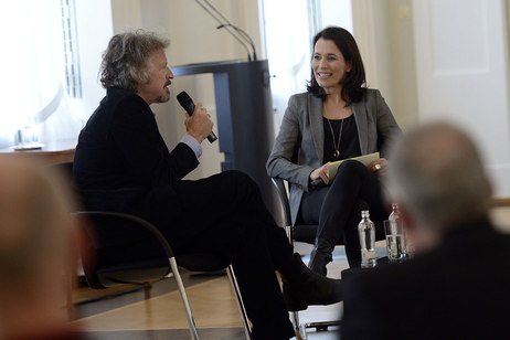 Wolfgang Niedecken im Gespräch mit Moderatorin Anne Will