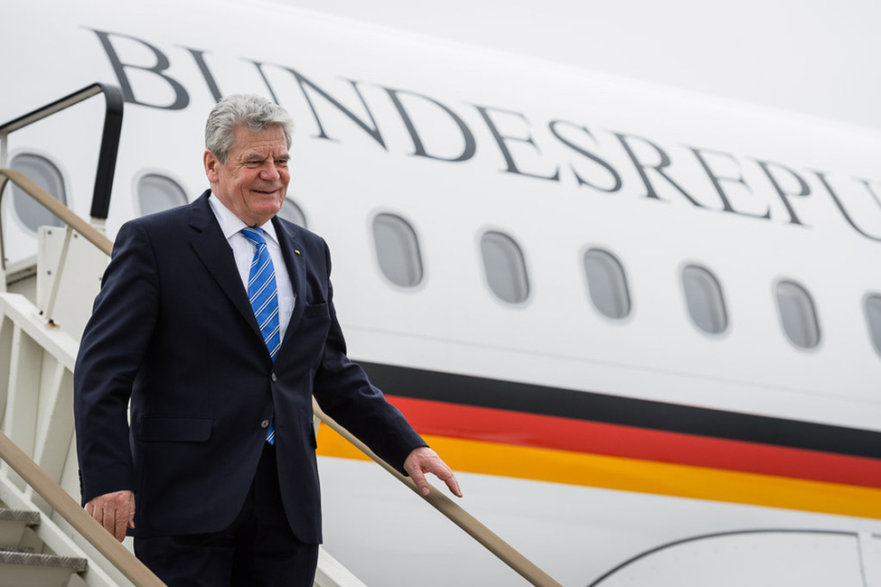 Bundespräsidenten Joachim Gauck bei seiner Ankunft in Straßburg