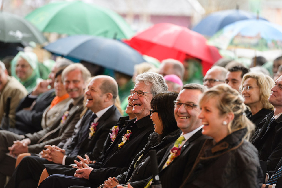 Bundespräsident Joachim Gauck und Daniela Schadt bei der Eröffnung der Internationalen Gartenschau 2013 