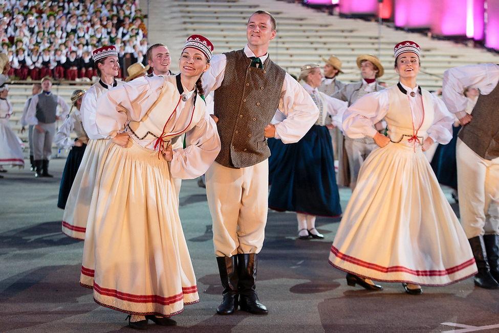 Bundespräsident Joachim Gauck besucht das Abschlusskonzert des nationalen Sänger- und Tanzfestes in Riga