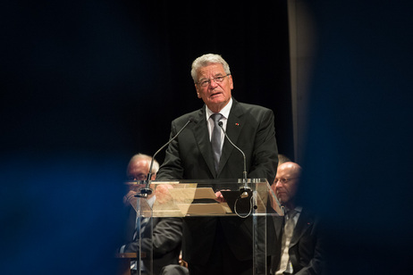 Bundespräsident Joachim Gauck hält beim Empfang im Rathaus von Paris eine Rede