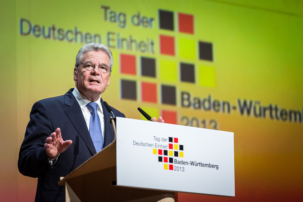 Bundespräsident Joachim Gauck hält eine Ansprache bei den Feierlichkeiten zum Tag der Deutschen Einheit in der Liederhalle in Stuttgart 