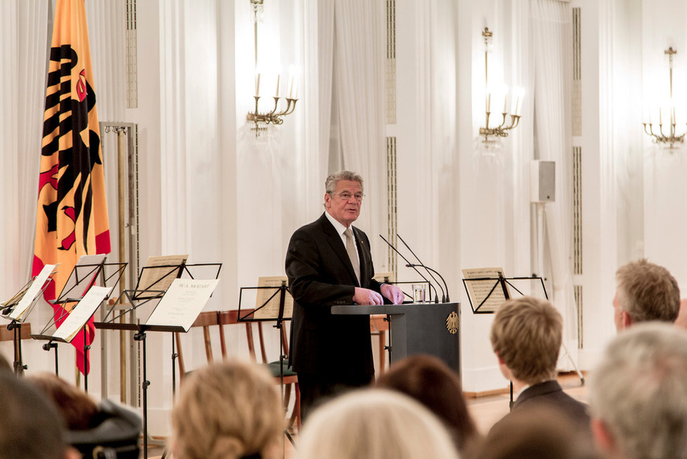 Bundespräsident Joachim Gauck hält eine Ansprache beim Konzert der Berliner Philharmoniker aus Anlass der Eröffnung der Berliner Philharmonie vor 50 Jahren 