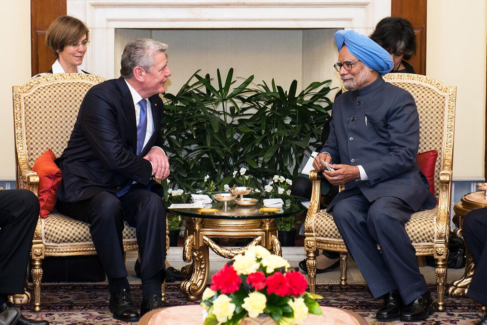 Bundespräsident Joachim Gauck im Gespräch mit dem Premierminister der Republik Indien, Dr. Manmohan Singh 