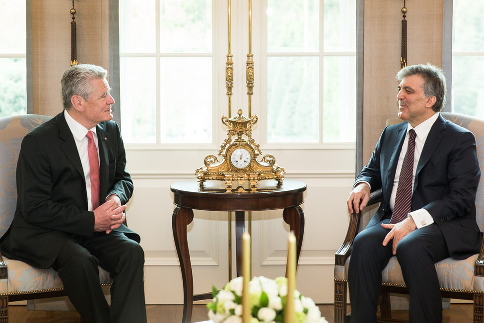 Bundespräsident Joachim Gauck im Gespräch mit dem türkischen Präsidenten Abdullah Gül