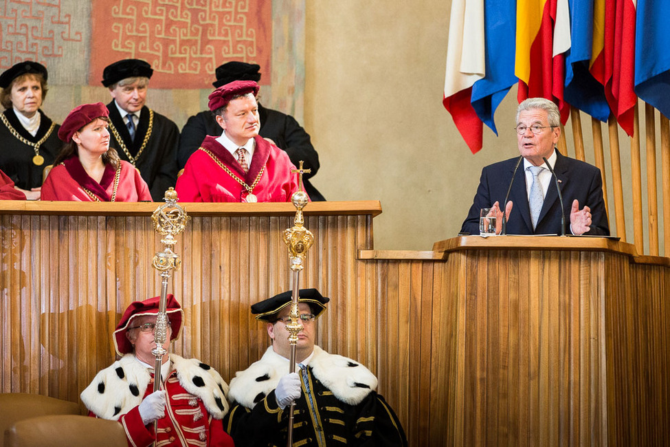 Bundespräsident Joachim Gauck hält eine Ansprache in der Karls-Universität Prag