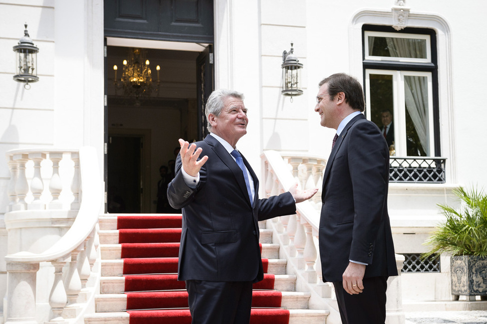Bundespräsident Joachim Gauck im Gespräch mit dem Premierminister der Portugiesischen Republik, Pedro Passos Coelho