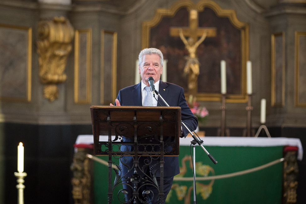 Bundespräsident Joachim Gauck hält eine Rede in der Rostocker Marienkirche