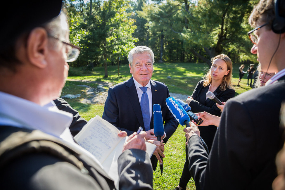 Bundespräsident Joachim Gauck bei einer Begegnung mit der Presse während des Staatsbesuchs in Kanada