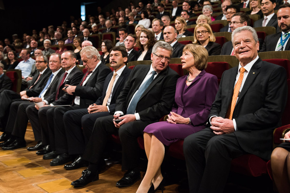 Bundespräsident Joachim Gauck und Daniela Schadt zusammen im Leipziger Gewandhaus mit den Staatsoberhäuptern der Republik Polen, Ungarns, der Tschechischen Republik und der Slowakischen Republik