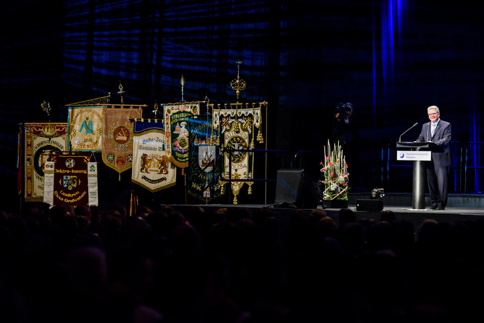 Bundespräsident Joachim Gauck hält eine Ansprache in der Messe der sächsischen Landeshauptstadt anlässlich der Meisterfeier der Handwerkskammer Dresden