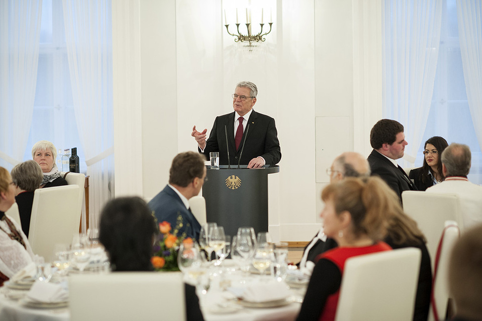 Bundespräsident Joachim Gauck hält eine Rede im Großen Saal in Schloss Bellevue anlässlich des Neujahrsempfangs