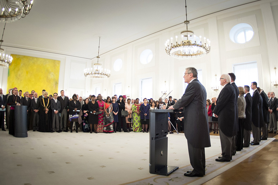 Bundespräsident Joachim Gauck hält eine Rede im Grossen Saal in Schloss Bellevue anlässlich des Neujahrsempfangs für das Diplomatische Korps