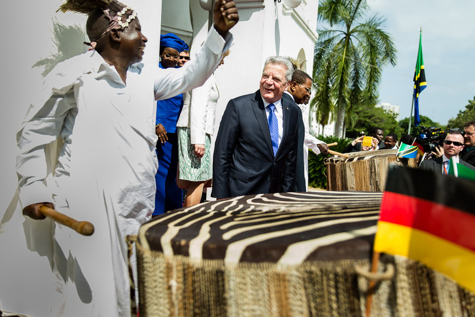 Bundespräsident Joachim Gauck besucht die Lutherischen Kirche von Daressalam anlässlich des Staatsbesuchs in Tansania