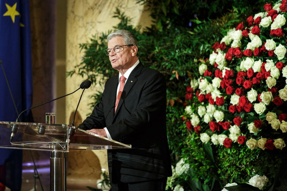 Bundespräsident Joachim Gauck hält bei den Feierlichkeiten zum 70. Jahrestag der Gründung der 2. Republik Österreich eine Rede im Zeremoniensaal in der Wiener Hofburg