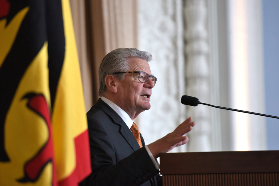 Bundespräsident Joachim Gauck hält eine Rede beim gemeinsamen Mittagessen mit dem Diplomatischen Korps und den Missionschefs internationaler Organisationen in Travemünde