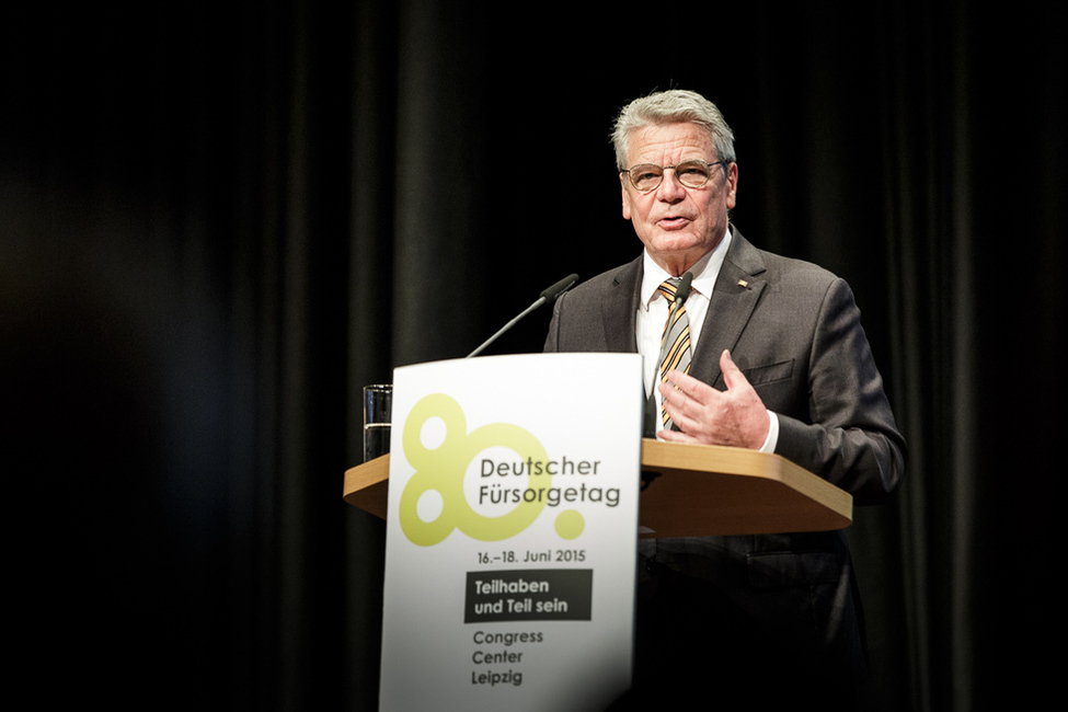 Bundespräsident Joachim Gauck hält eine Ansprache zur Eröffnung des 80. Deutschen Fürsorgetages im Congress Center Leipzig
