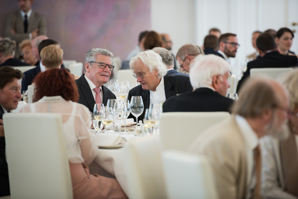 Bundespräsident Joachim Gauck bei einem Mittagessen im Großen Saal anlässlich der Matinée zu Ehren der Architektur in Schloss Bellevue 