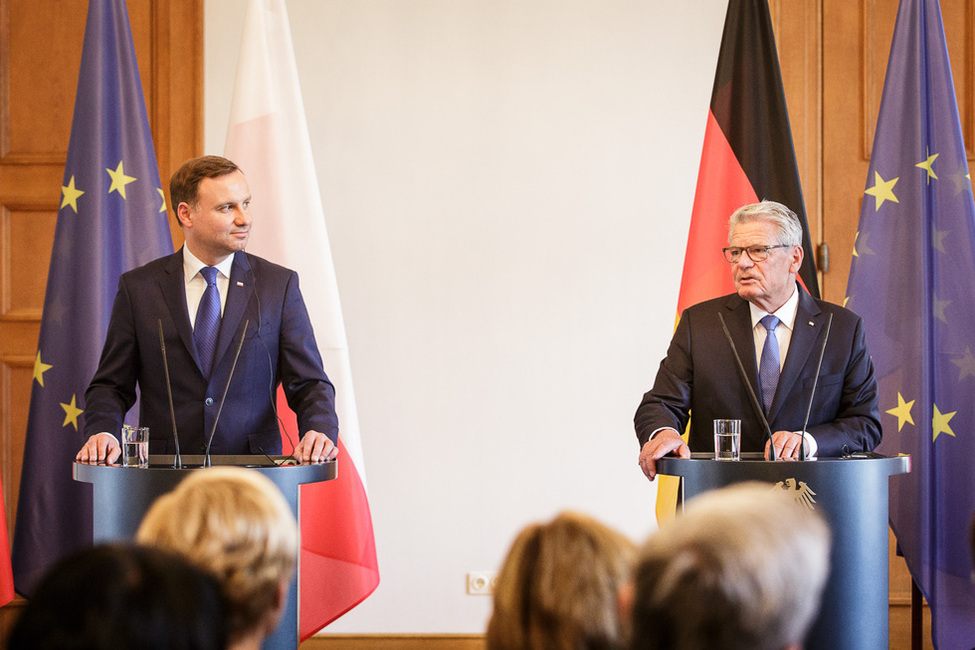 Bundespräsident Joachim Gauck und der polnische Präsident Andrzej Duda geben eine gemeinsame Pressekonferenz in Schloss Bellevue anlässlich des Besuchs des Präsidenten der Republik Polen