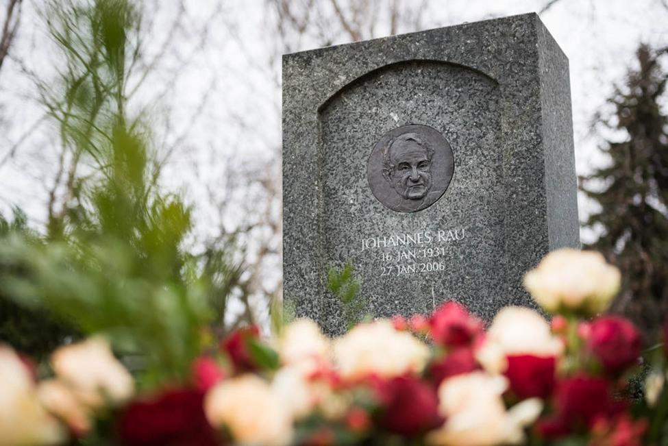 Ehrengrab von Bundespräsident a. D. Johannes Rau auf dem Dorotheenstädtischen Friedhof 
