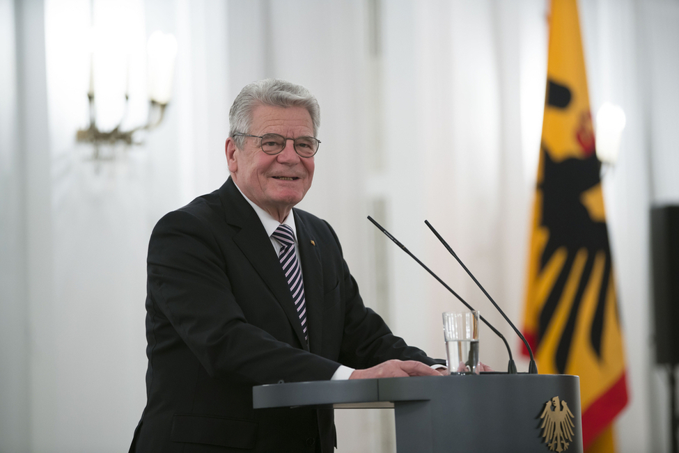 Bundespräsident Joachim Gauck hält eine Rede im Großen Saal von Schloss Bellevue bei der Soiree 'Deutschland tanzt" zur Würdigung des Tanzes 