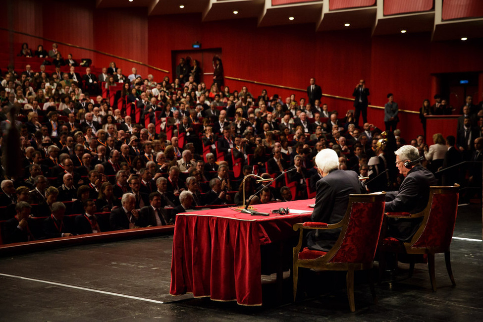 Bundespräsident Joachim Gauck und der Präsident der Italienischen Republik, Sergio Mattarella, bei der Abschlussveranstaltung des Italienisch-Deutschen Dialogforums 2016 im Theatersaal des Teatro Regio in Turin