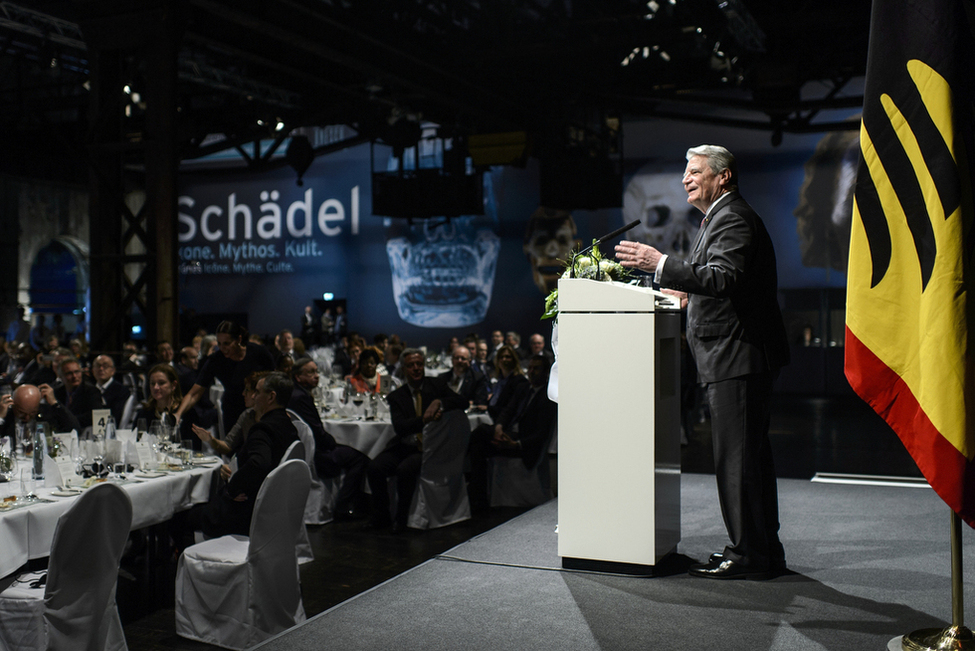 Bundespräsident Joachim Gauck hält eine Rede in der Völklinger Hütte anlässlich der Informations- und Begegnungsreise mit dem Diplomatischen Korps und den Missionschefs internationaler Organisationen