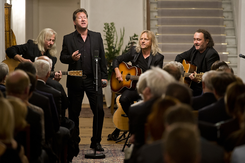 Auftritt der Band Karat anlässlich der musikalischen Veranstaltung "Heimat? Melodien, Orte, Emotionen" in der Villa Hammerschmidt in Bonn 