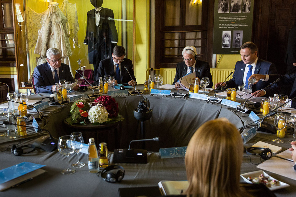 Bundespräsident Joachim Gauck bei der Arbeitssitzung im Ethnografischen Museum in Plovdiv anlässlich des 'Arraiolos-Treffens' nicht-exekutiver Staatsoberhäupter der EU 