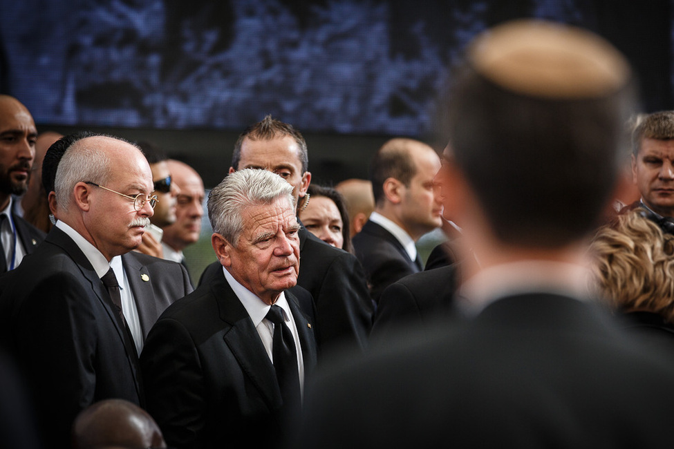 Bundespräsident Joachim Gauck nimmt an den Trauerfeierlichkeiten für den ehemaligen Präsidenten des Staates Israel, Shimon Peres, in Jerusalem teil