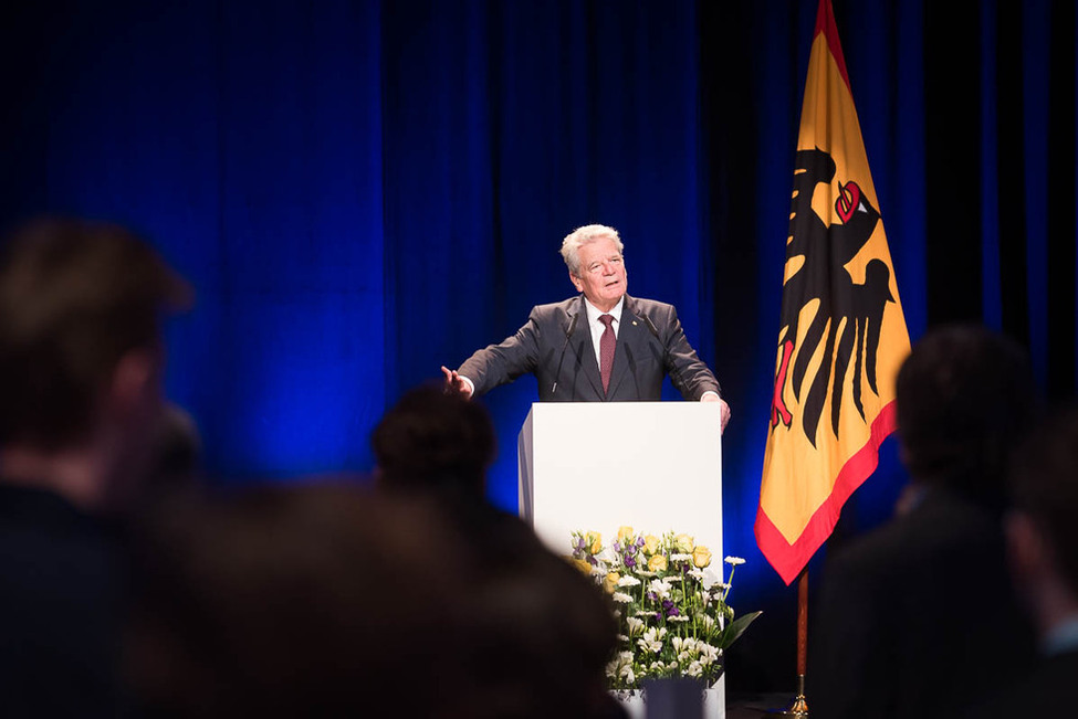 Bundespräsident Joachim Gauck hält eine Ansprache im Volksbad Jena bei dem Bürgerempfang anlässlich des Besuchs in Jena  