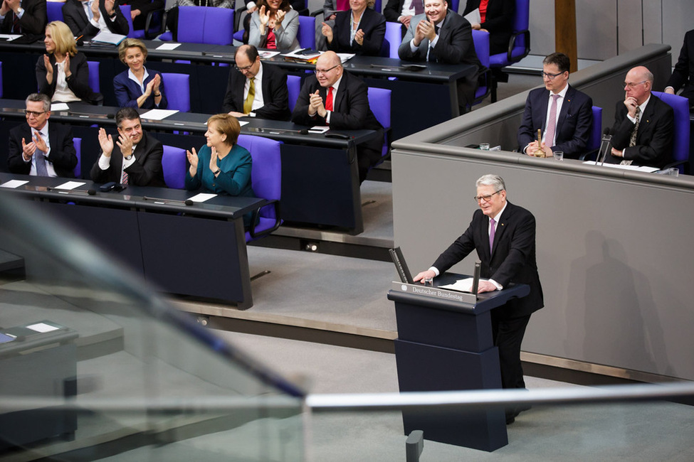 Joachim Gauck hält eine Rede im Deutschen Bundestag bei der Vereidigung von Bundespräsident Frank-Walter Steinmeier vor den Mitgliedern des Deutschen Bundestages und des Bundesrats