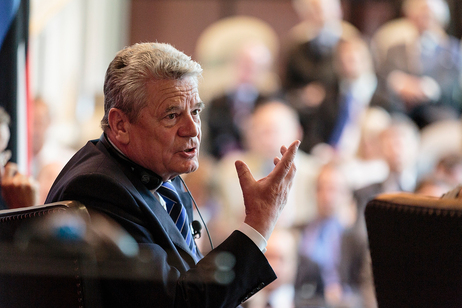 Bundespräsident Joachim Gauck während einer Diskussion (Archivbild)