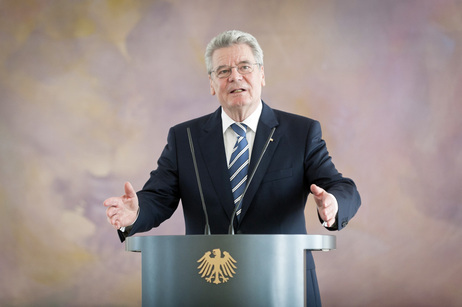 Bundespräsident Joachim Gauck am Rednerpult im Großen Saal von Schloss Bellevue (Archivbild)