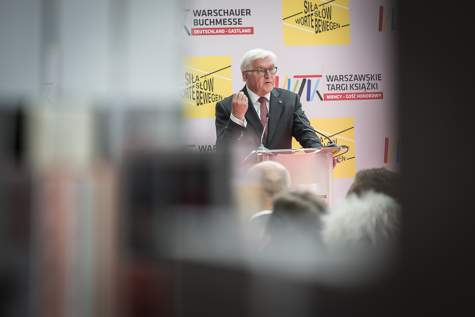 Federal President Frank-Walter Steinmeier holds a speech at the German stand during the opening ceremony of the Warsaw Book Fair during his visit to the Republic of Poland