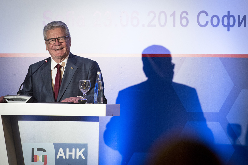 Federal President Joachim Gauck at the opening of the Business Forum of the German Chamber of Commerce Abroad on the occasion of his state visit to the Republic of Bulgaria 