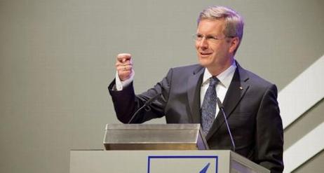 Bundespräsident Christian Wulff am Rednerpult