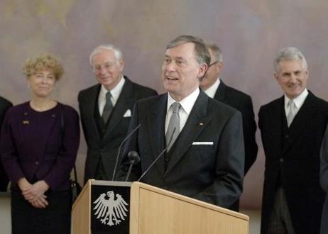 Bundespräsident Horst Köhler bei seiner Ansprache in Schloss Bellevue.