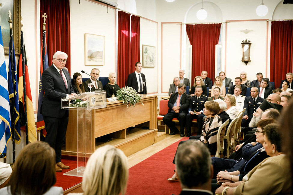 Bundespräsident Frank-Walter Steinmeier bei der Verleihung der Ehrenbürgerwürde der Stadt Kalamata anlässlich des Staatsbesuchs in der Hellenischen Republik