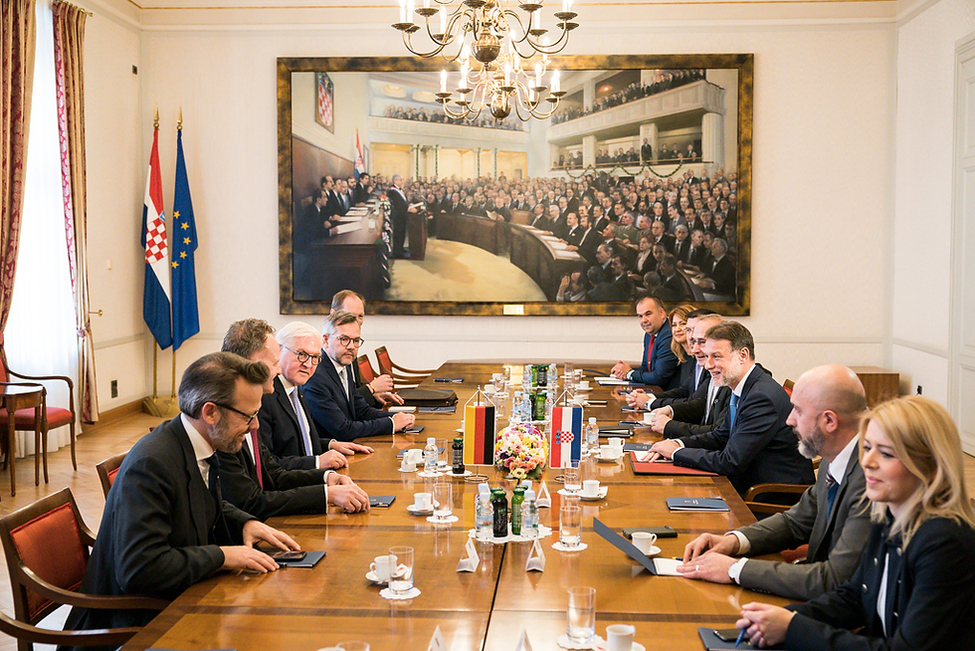 Bundespräsident Frank-Walter Steinmeier beim Gespräch mit dem Präsidenten des kroatischen Parlaments, Gordan Jandroković, in Zagreb